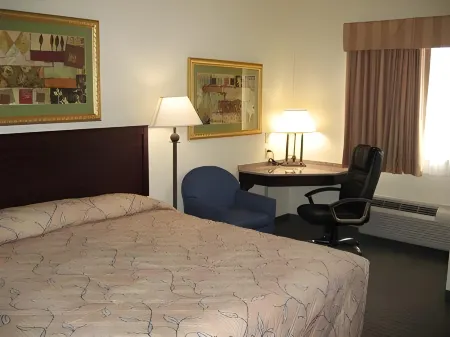 HomeTown Hotel Отели в г. Брайант