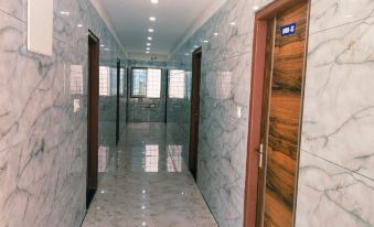 Hotel Banaras Spirits