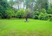 Sunnybrook House - 5 bedroom antique home in landscaped wooded grounds. Các khách sạn ở West Brookfield