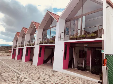 Hotel Y Auto Hotel Secreto Отели в г. Минераль дель Монте