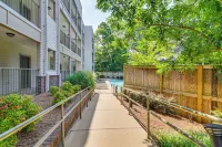 Cotton District Condo: Walkable Spot for Game Day! - 4-Star