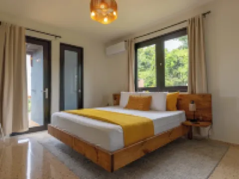 Coyaba House- Private Pool Oasis w/ Ocean View Near The Rainforest & Beaches Hotels in Zarzal