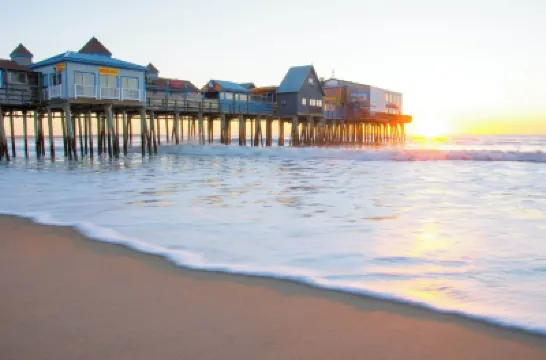 ละติจูด แอดจัสต์เมนต์ เดินไปชายหาดและร้านอาหาร! โรงแรมใน