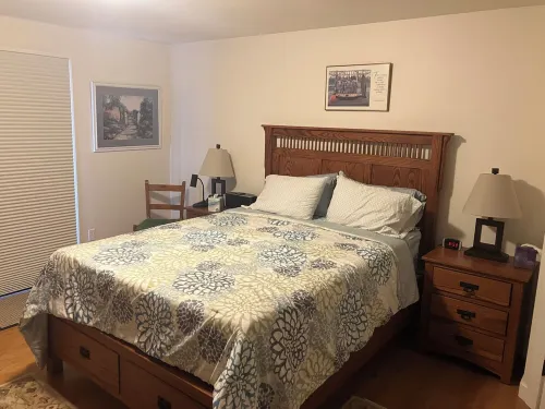 Charming 3-bedroom house with WiFi, AC in serene Marysville.