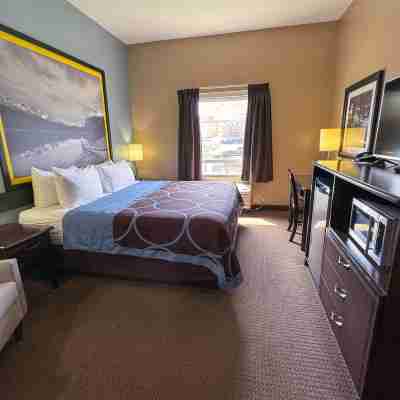Super 8 by Wyndham Edmonton South Rooms