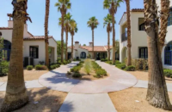 Relaxing Desert Villa in Resort Style property