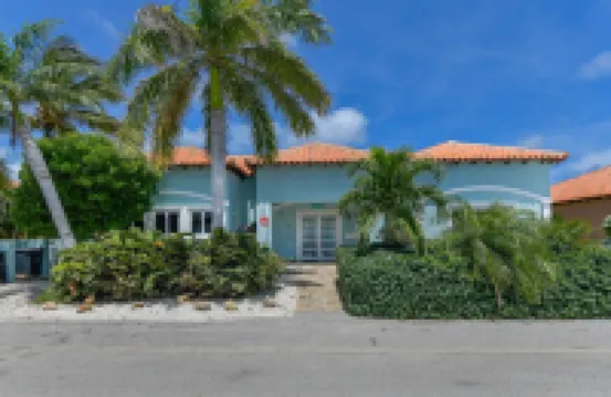 Private Villa walking distance from the Beach.