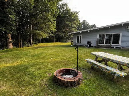 Lake Life Retreat 4 on Lake Wissota2 Bedroom Apt