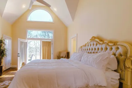 Luxury Gated Douglasville Home