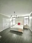 The Last Stand Farmhouse! Beautiful kitchen, TV room, AC, WiFi in Okeechobee