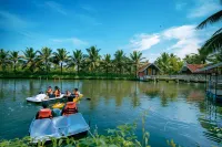 Munroe Island Lake Resort