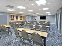 Hampton Inn & Suites Alliance Hotels in Stark County