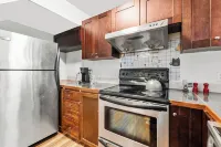 Cozy 2BR Suite Near White Rock Beach