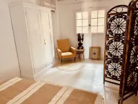 Charming farmhouse with infinity pool and magnificent panoramic sea view