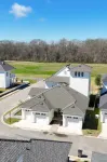 The Kentwood- A Luxury Home in Baton Rouge- minutes from LSU and downtown!