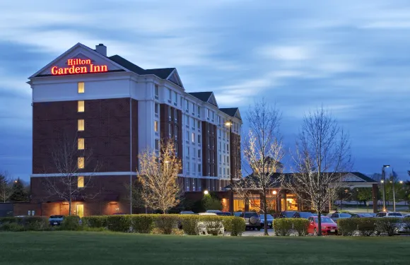 霍夫曼希爾頓花園苑酒店