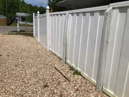 Cozy Coastal Bungalow Close to Marina