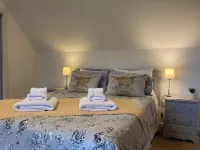 Roualeyn Cottage - A Beautiful Country Cottage, over looking the Deveron Valley