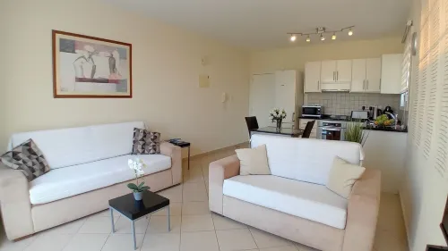 Kato Paphos Suites - 1-Bed Apartment, Great location, Pool view, Wi-Fi & a/c.