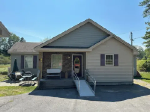 Five miles from the beach, newly remodeled home with lots of privacy.