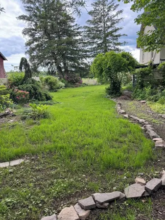 Spacious 5-bedroom house with WiFi and AC in charming Bucks County PA