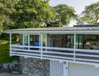 Luxury mountain top Villa! Отели в г. 