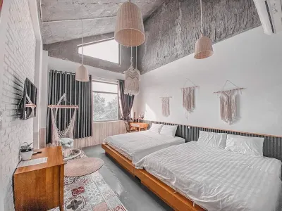 Sunsea Villa - Long Cung, near the sea 300m, BBQ, 5 rooms for 20 travellers Hotels in Ward 10