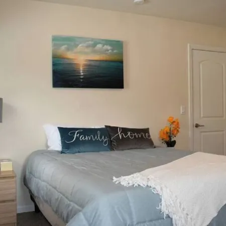 PasoWineHouse-3Bd,2 1/2 Bath, few blcks frm dwntwn