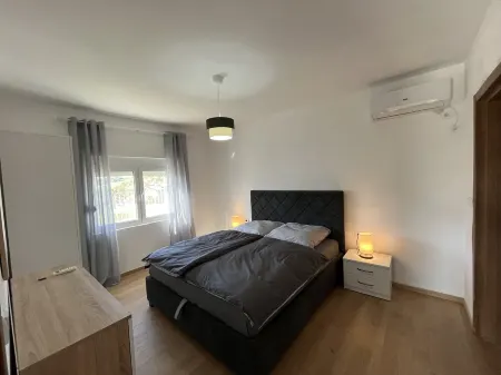 Gemütlicher Bungalow im Grünen Gelegen und nur 2 km zum Zentrum Entfernt