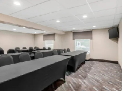 Quality Inn & Suites Union City - Atlanta South Hotels in Union City