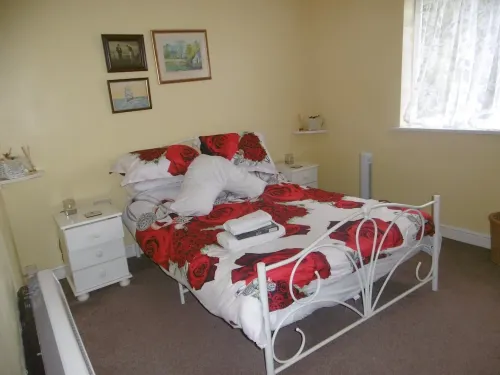 Very Rural Quiet Location Hotels in Alford