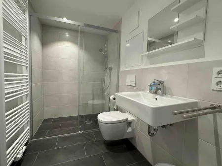 (AM1114) Modern mechanic's apartment / temporary apartment