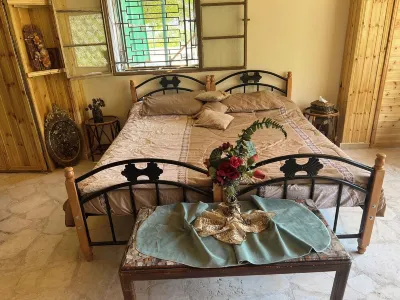 The Oaks Farm, near Abu Mahmoud Rock Clift and on the Jordan trial Hotels in 