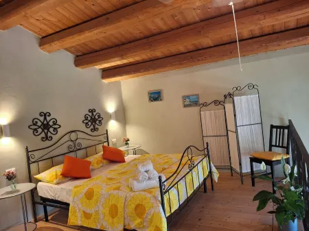 La Vela in Sampieri 2 minutes from the sea, villa with pool. Отели в г. Шикли