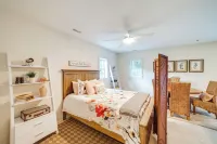 1 Mi to Indiana Dunes NP: Spacious Gary Home!