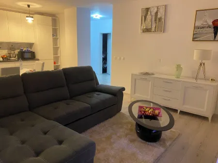 DeLuxe Apartment Отели в г. Алба-Юлия