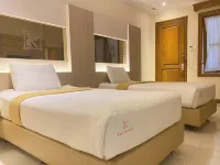 بيت الضيافة كيرتانيغارا بريميوم Hotels near Perpustakaan kota Malang