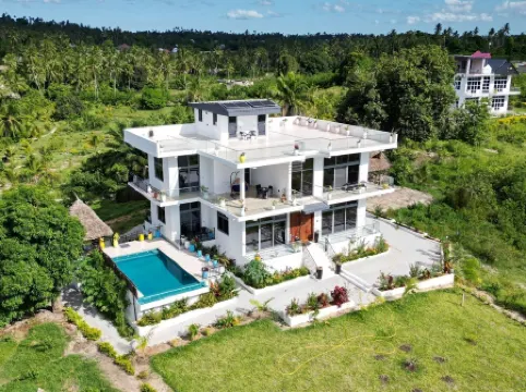 Luxury Zanzibar Villa – Ocean View, Infinity Pool, Lush Green & Stunning Sunsets