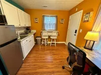 Mother Earth's Heal Inn 1-bedroom apartment in fabulous Riverdale with WiFi, AC