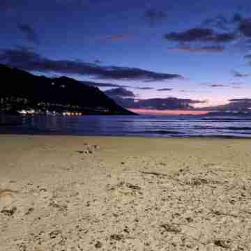 Cloud 9 Room 6 King Bed & Stunning Views Fitness & Recreational Facilities