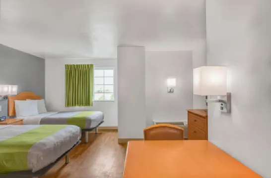 Studio 6 Opelika, Al - Auburn Al Hotels near Museum of East Alabama