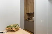 Private hotel type 1-bedroom apartment near the central rail station.