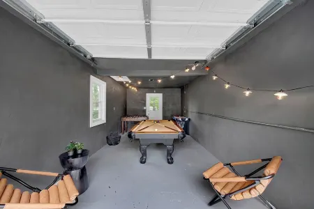 Stylish Stay in City’s Best Spot- The Perfect Stay