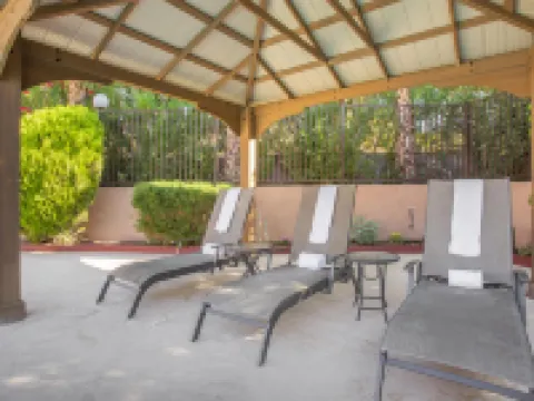 ベストウェスタン カッパー ヒルズ イン グローブのホテル