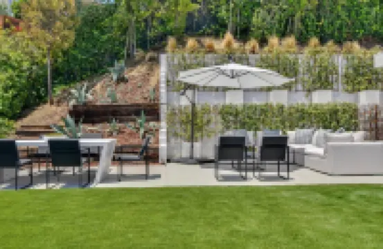 Breathtaking Views and Luxurious Pool - Stunning California Villa