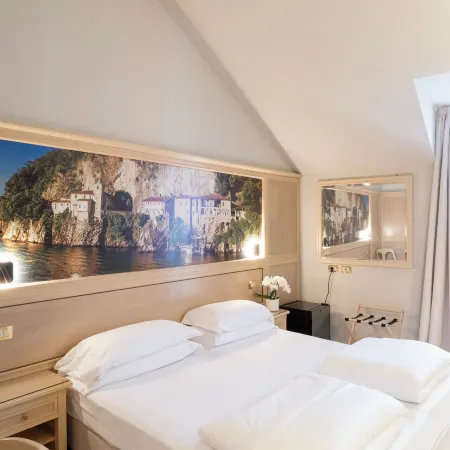 Cavour 30Tre - Hotel Moderno