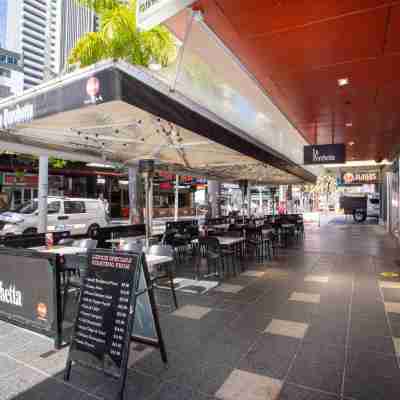 The Aubrey - Surfers Paradise Dining/Meeting Rooms