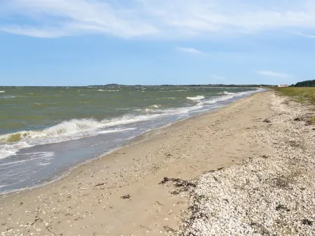 "Awenita" - 50m to the Fjord