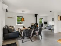 "Jobst" - 600m to the Fjord