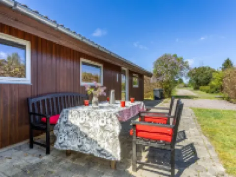"Wyanet" - 600m from the sea
